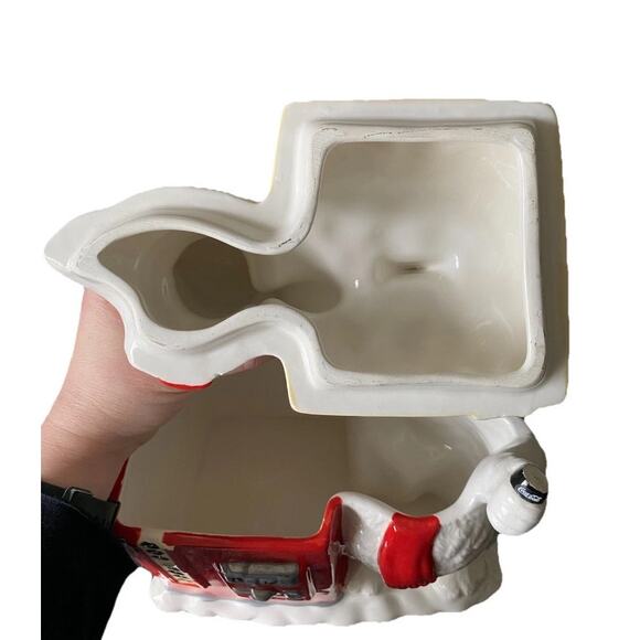 Vintage Coca Cola Polar Bear At Coke Machine Cookie Jar 417401 - Picture 8 of 15